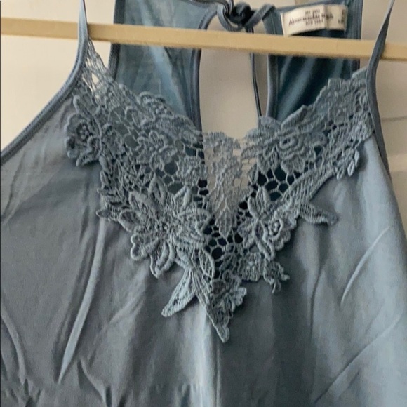 Lightly used Abercrombie and fitch tank top blouse - Picture 3 of 4